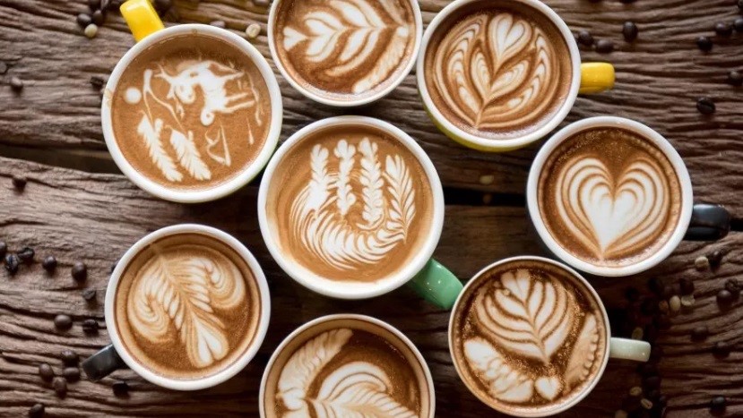 Фастфуд приучил россиян к кофе