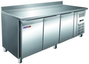 Стол морозильный Cooleq GN3200BT с бортом 